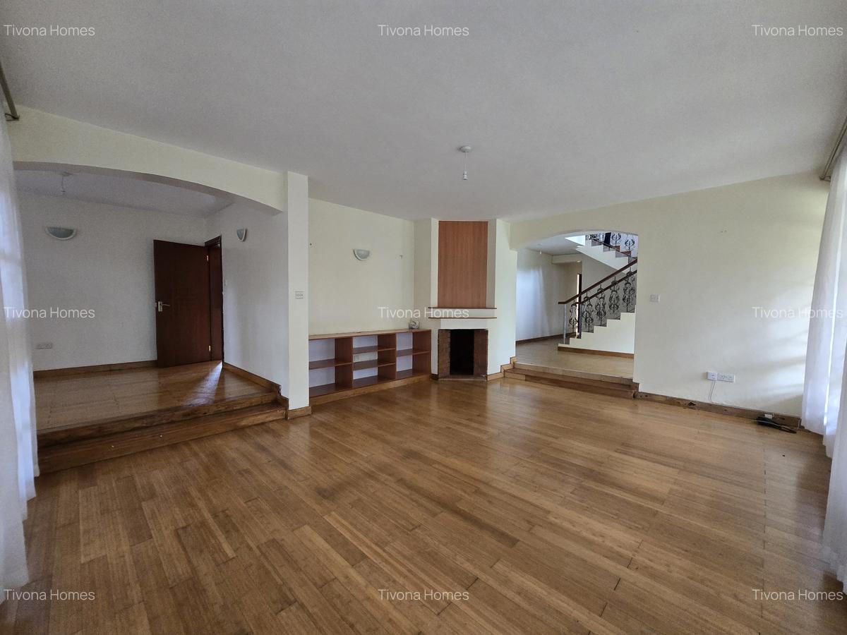 4 Bed House with En Suite in Runda - 5