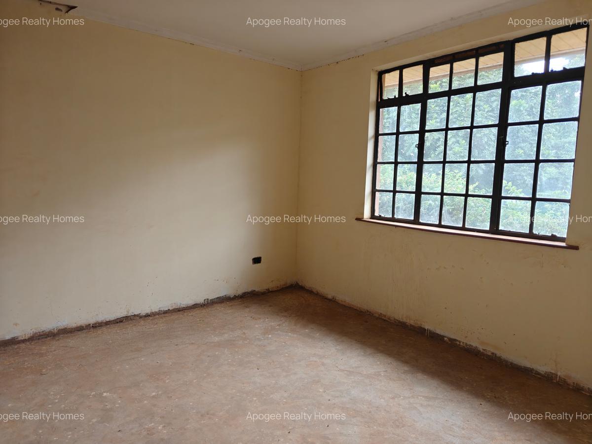 4 Bed House with En Suite at Fourways Junction Estate - 8