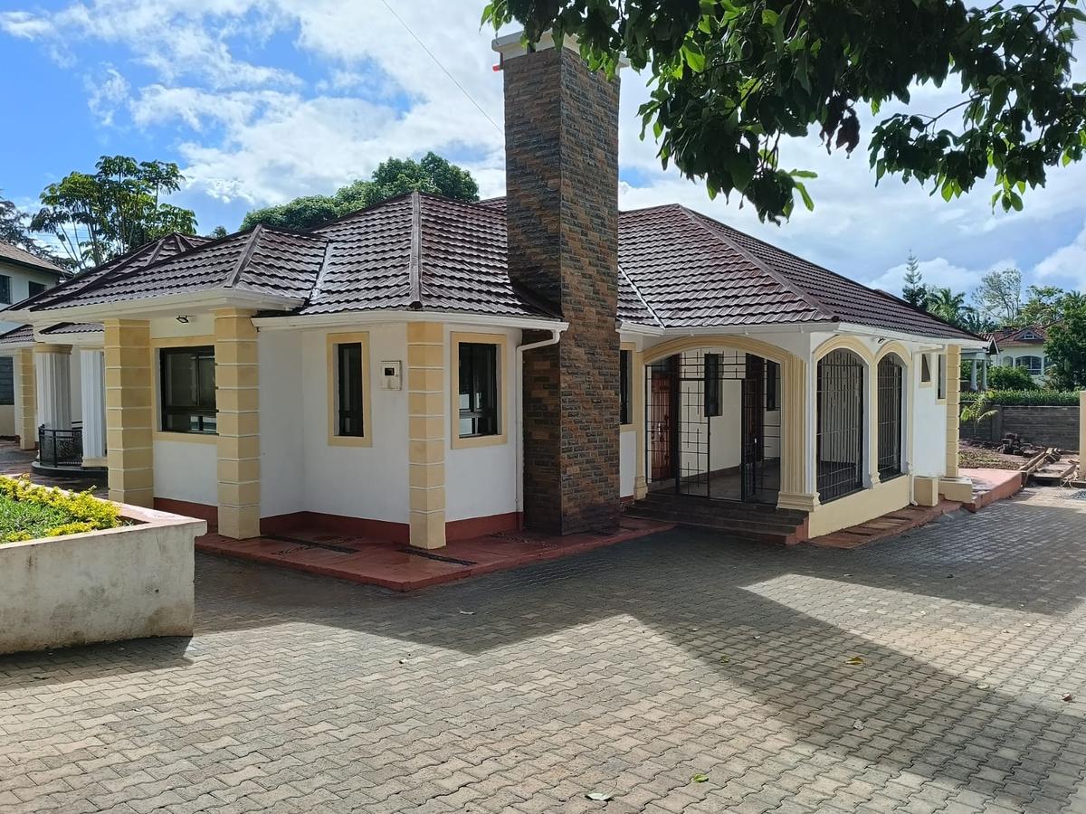 4 Bed House with En Suite at Runda - 11