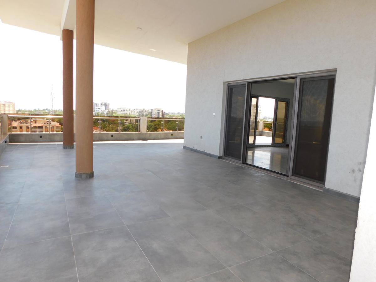 4 Bed Apartment with En Suite in Nyali Area - 19