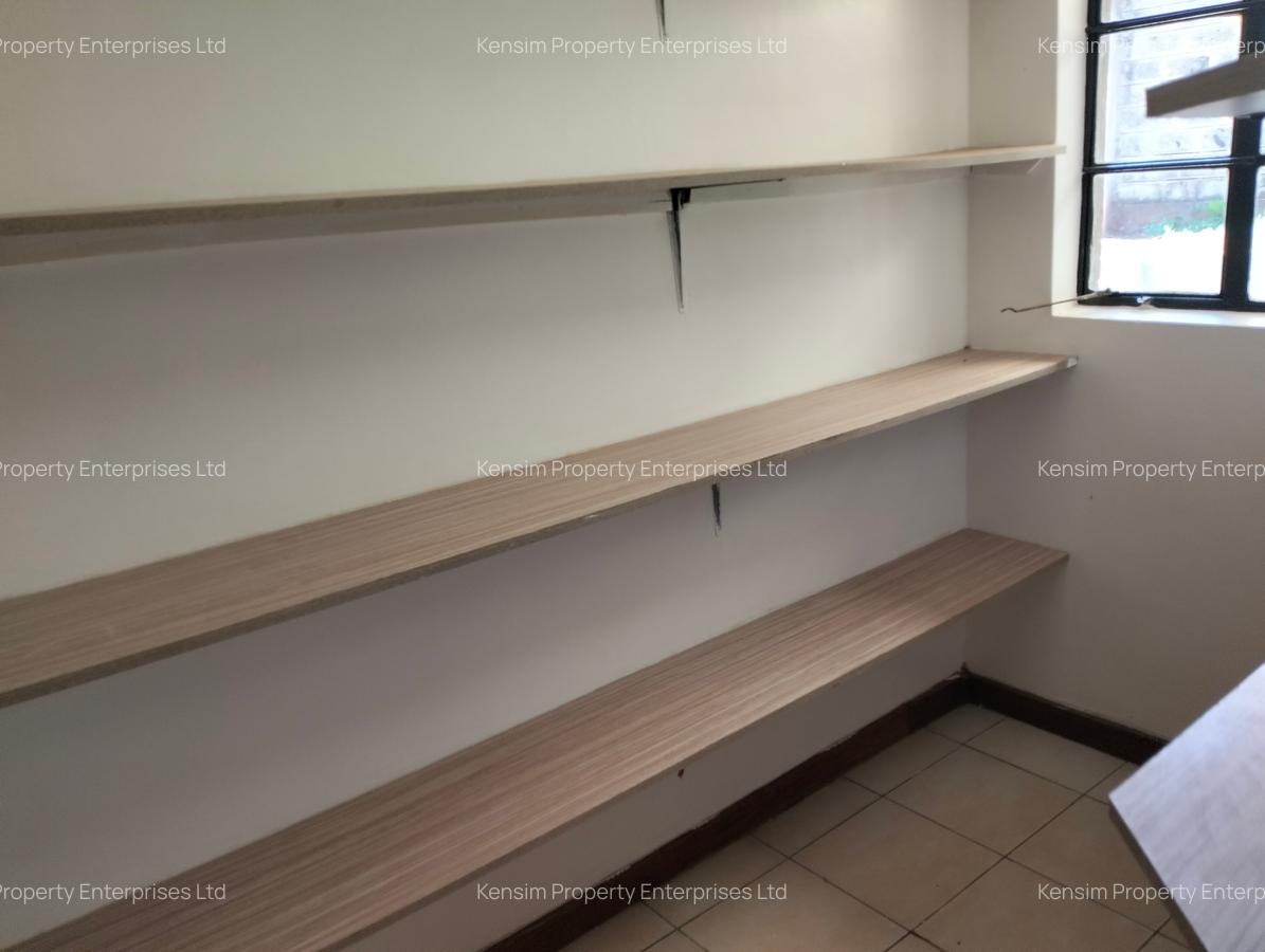 5 Bed Townhouse with En Suite in Karen - 10