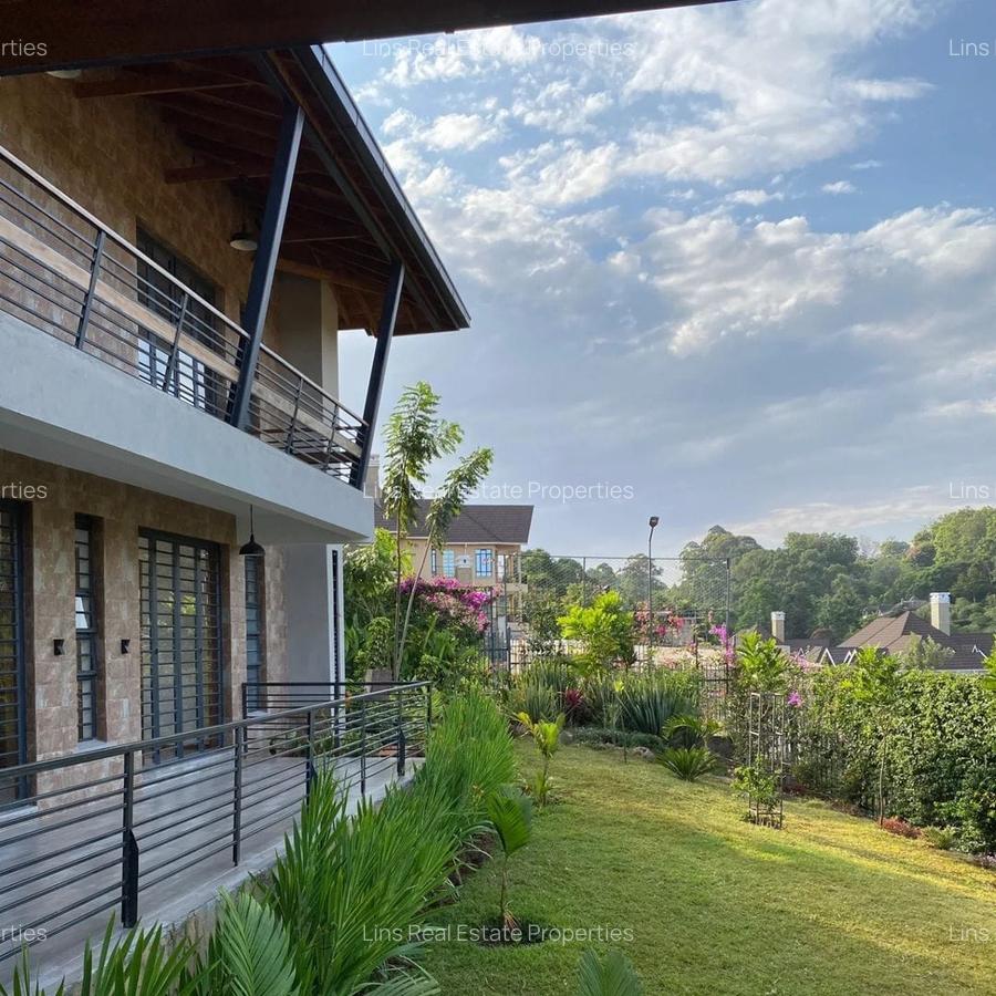 3 Bed House with En Suite in Rosslyn - 10