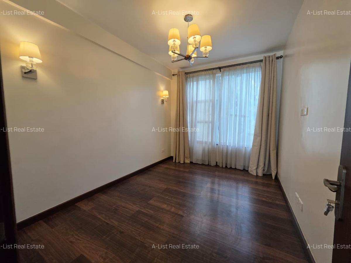 4 Bed Apartment with En Suite at General Mathenge - 12