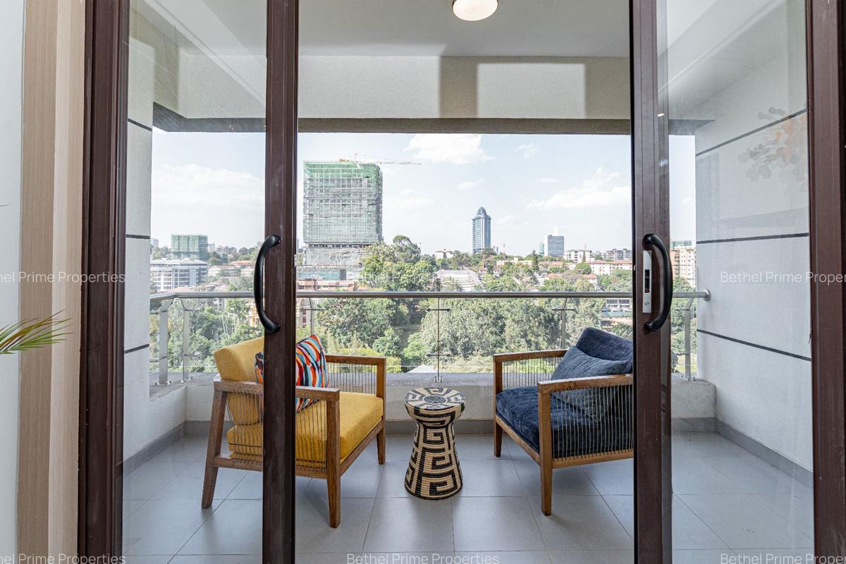 3 Bed Apartment with En Suite in Riverside - 6