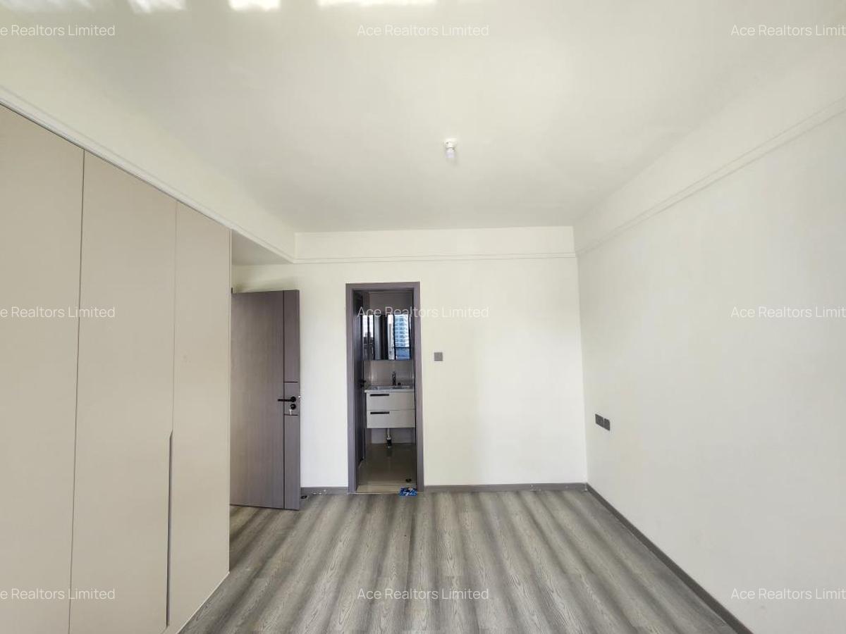 2 Bed Apartment with En Suite at Westland Road - 5