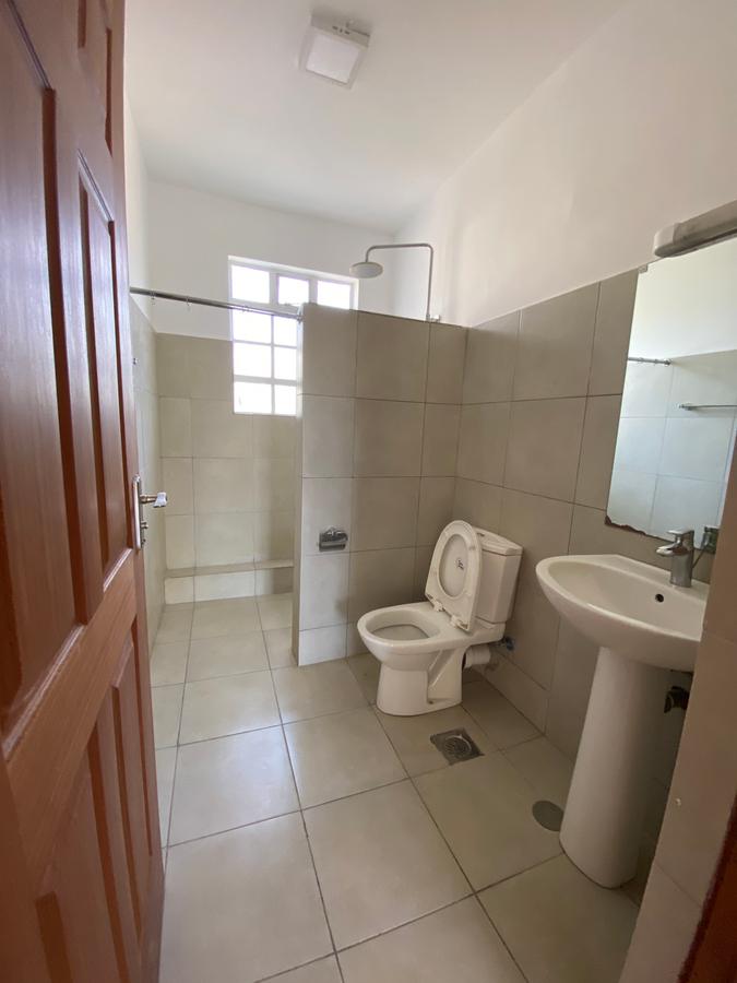 3 Bed Apartment with En Suite in Lavington - 7