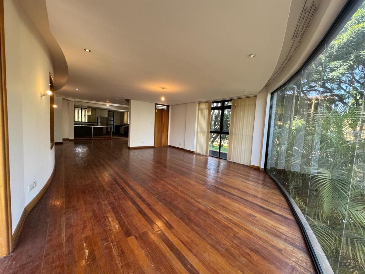 4 Bed Apartment with En Suite in General Mathenge - 18