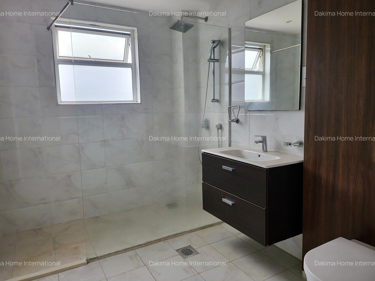 1 Bed Apartment with En Suite in Rhapta Road - 3
