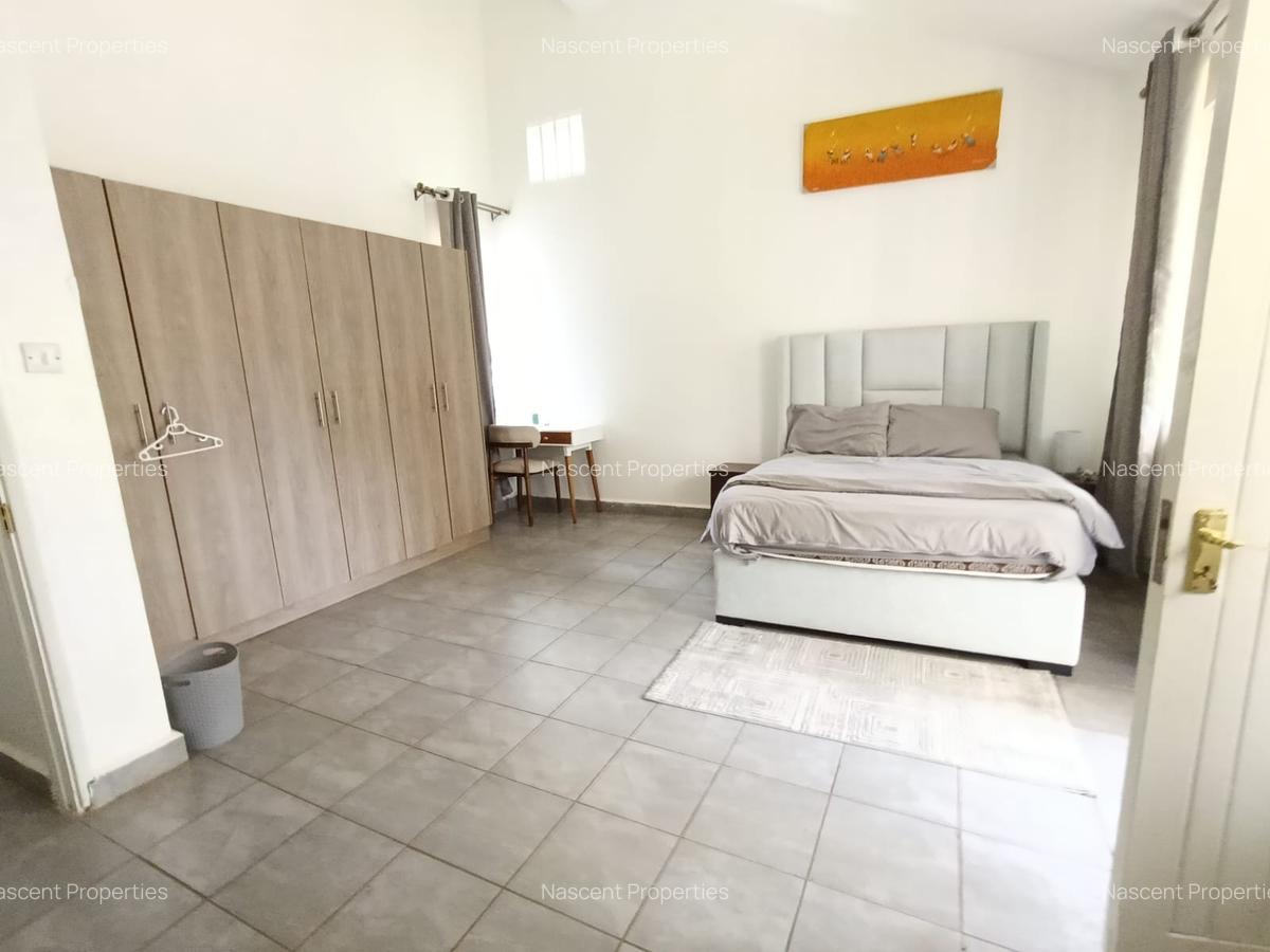 5 Bed House with En Suite in Nyari - 18