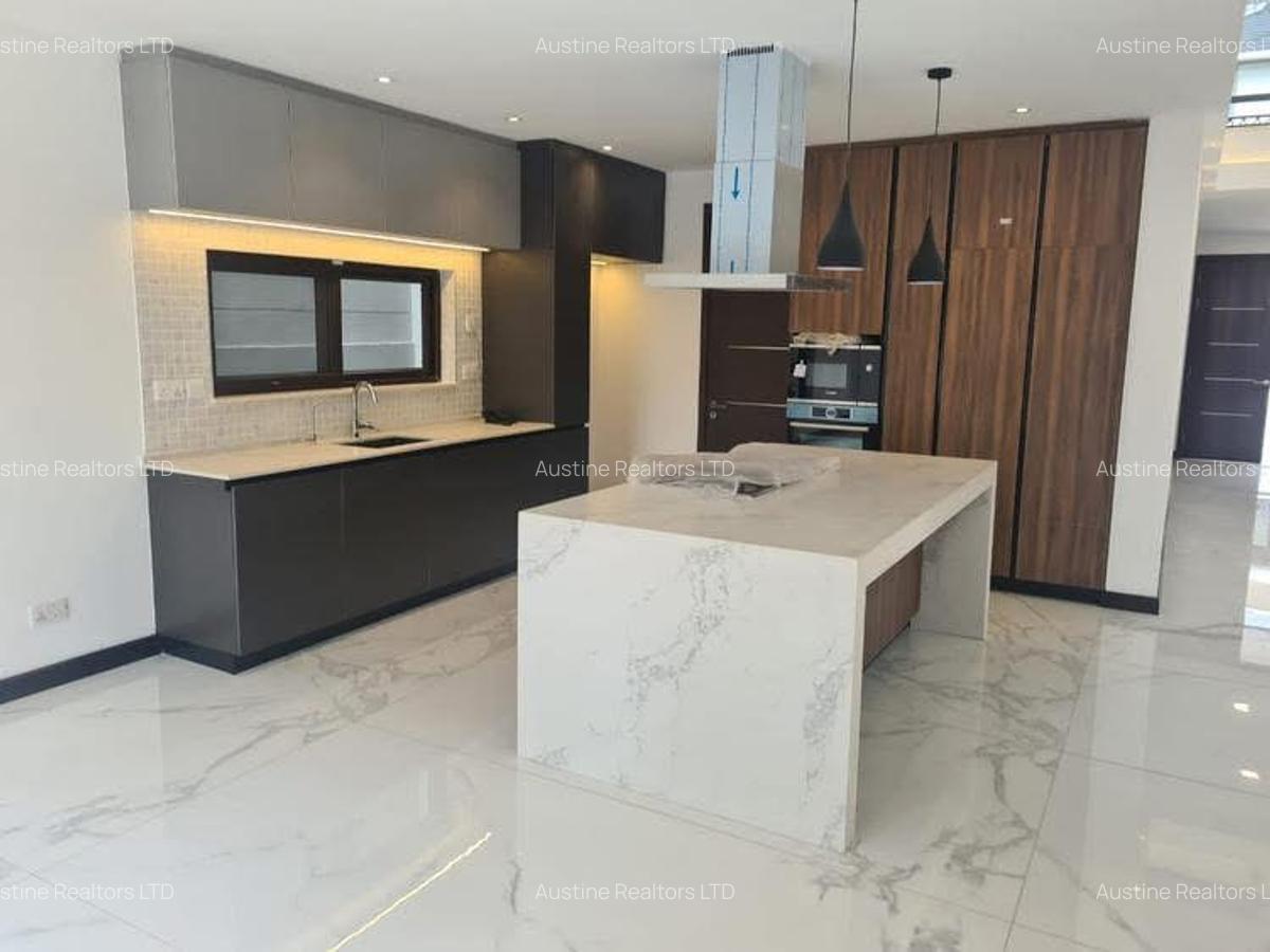 5 Bed Townhouse with En Suite at Peponi Road - 5