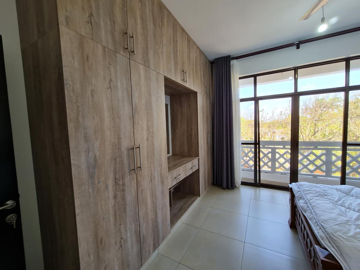 Furnished 3 Bed Apartment with En Suite in Nyali Area - 11