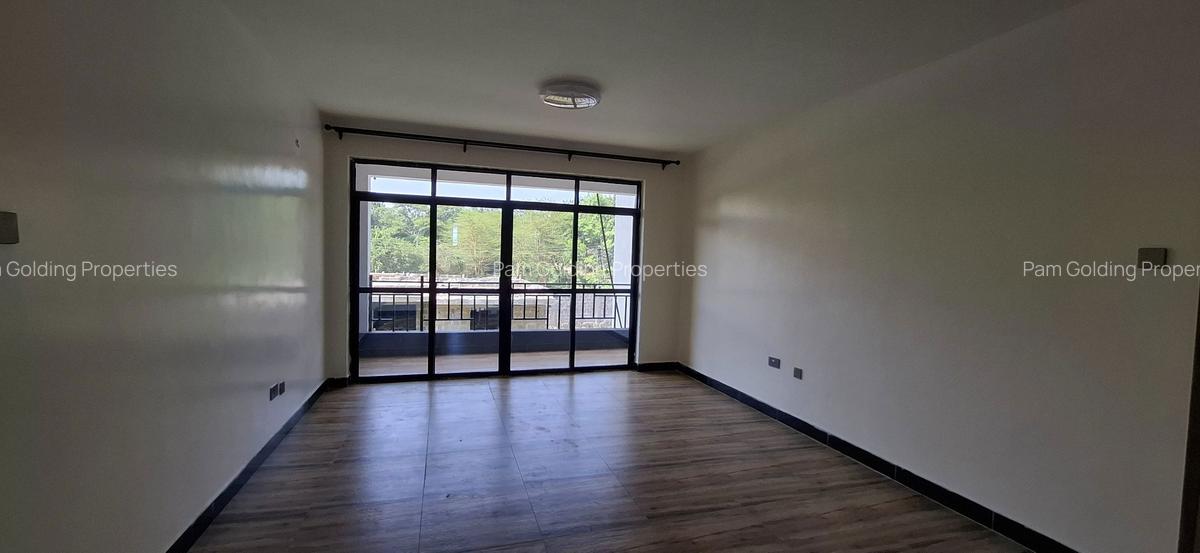 5 Bed House at Safari Park - 6