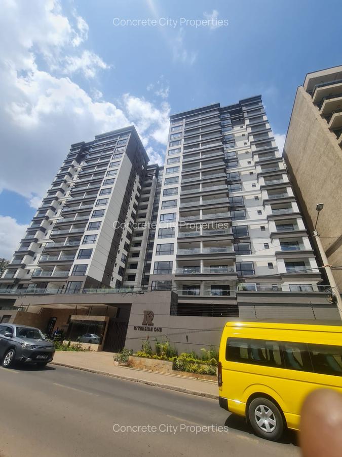 2 Bed Apartment with En Suite in Riverside - 1