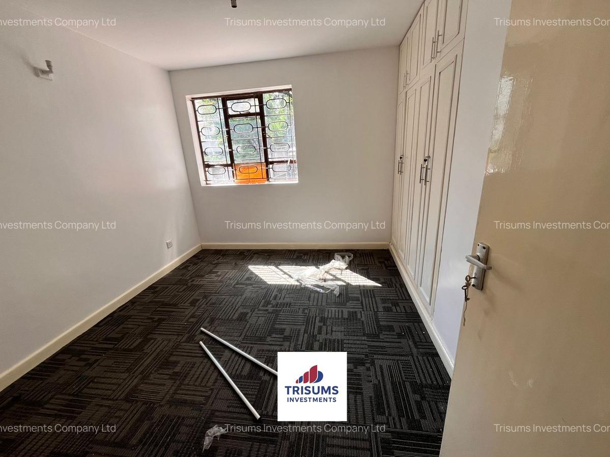 4 Bed Townhouse with En Suite at Church Rd - 12