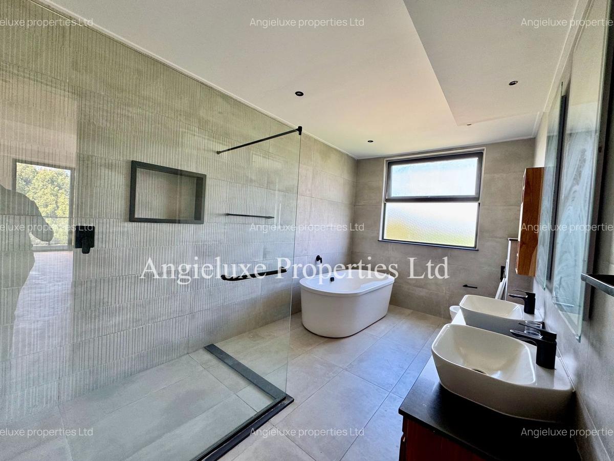 4 Bed Apartment with En Suite at Peponi Road - 6