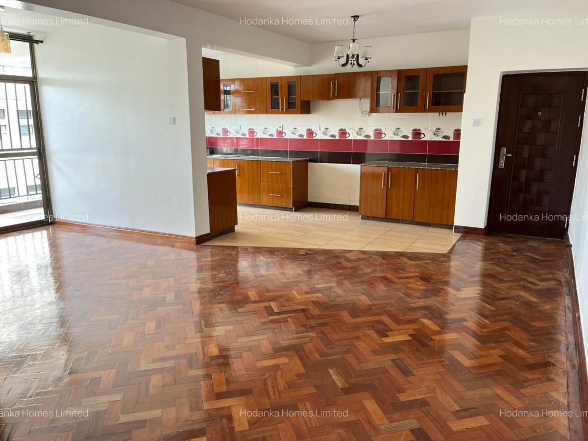 Serviced 3 Bed Apartment with En Suite in Kilimani - 15