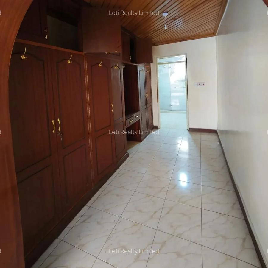 4 Bed Townhouse with En Suite in Kileleshwa - 3