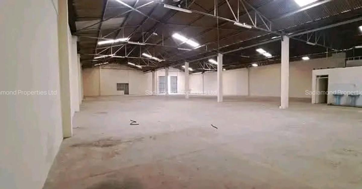 2,210 ft² Warehouse with Parking in Ruiru - 3