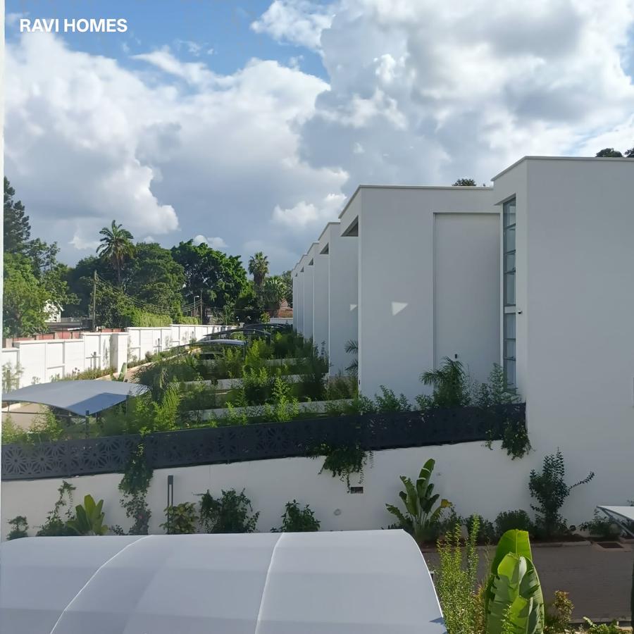 5 Bed Villa with En Suite at Ndoto Road - 20