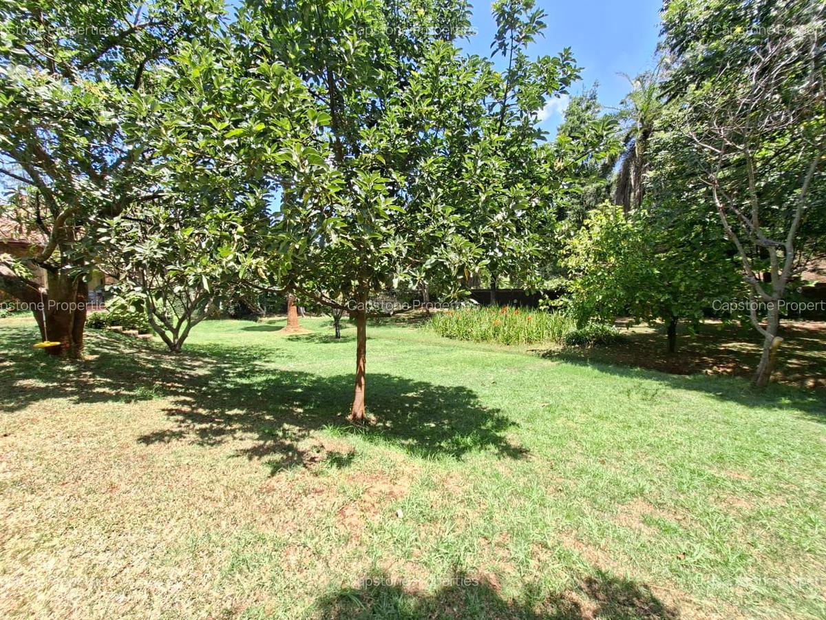 3 Bed Townhouse with En Suite at Runda - 20