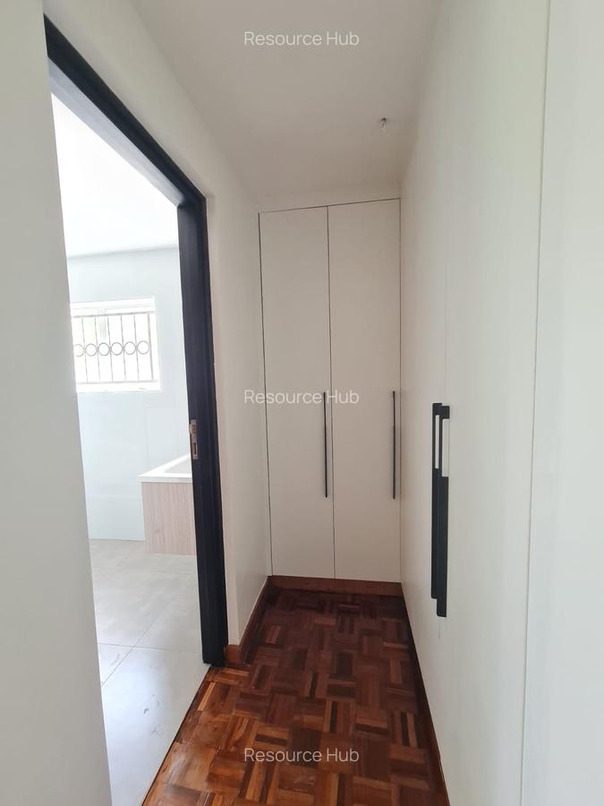 4 Bed House with En Suite at Runda - 17