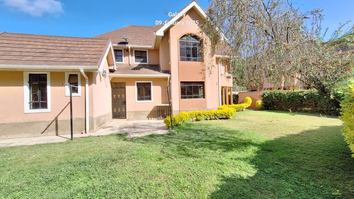 4 Bed Townhouse with En Suite in Lavington - 2