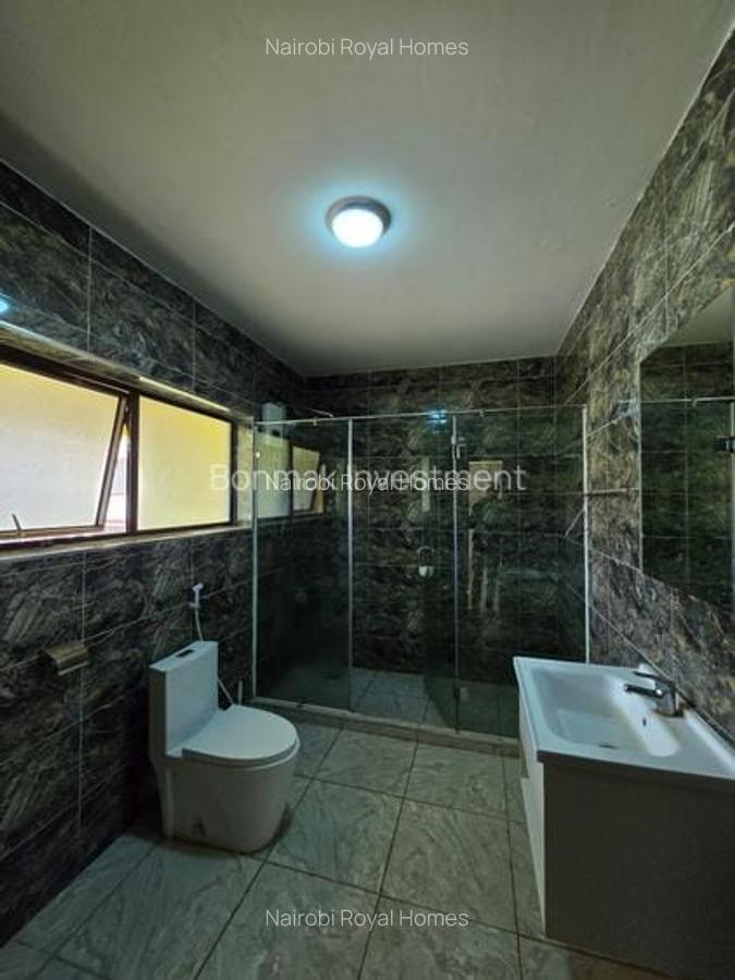 5 Bed Townhouse with En Suite at Gitanga Road - 6