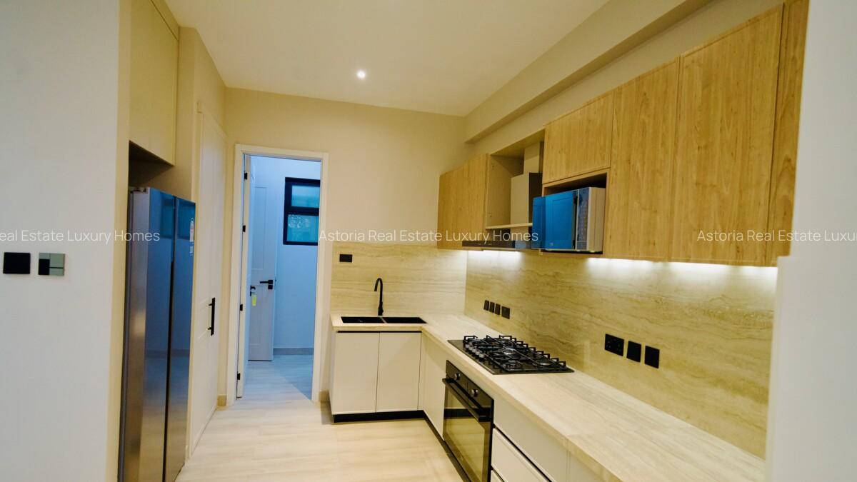 3 Bed Apartment with En Suite at 2026-397 3 Bed - 9