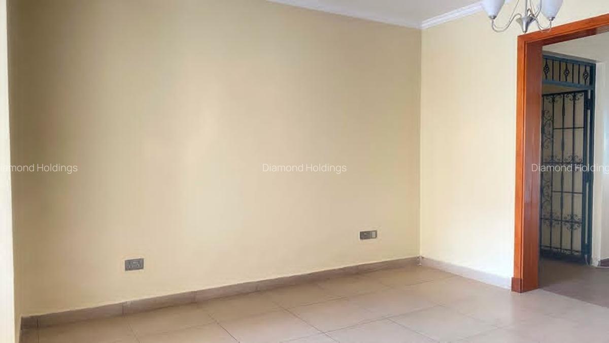 4 Bed Apartment with En Suite at Parklands - 7