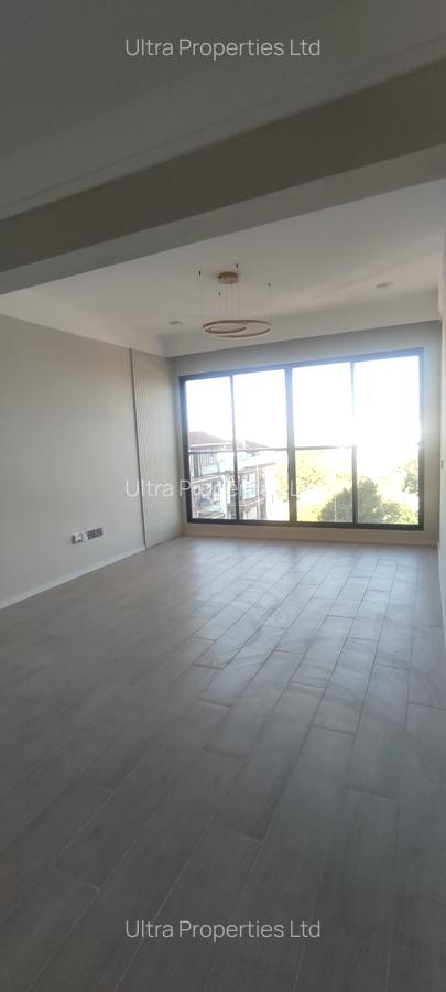 2 Bed Apartment with En Suite in Lavington - 18