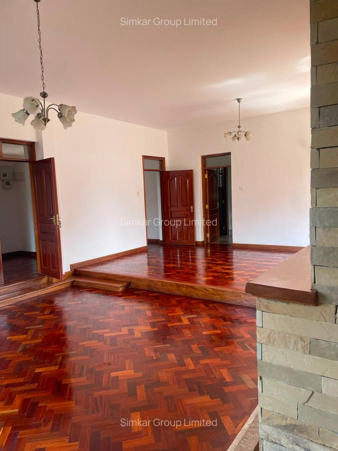 5 Bed Townhouse with En Suite at Kitisuru West - 8