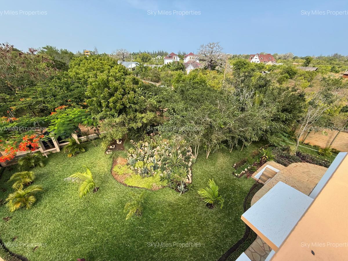 3 Bed Villa with En Suite at Ukunda - 9