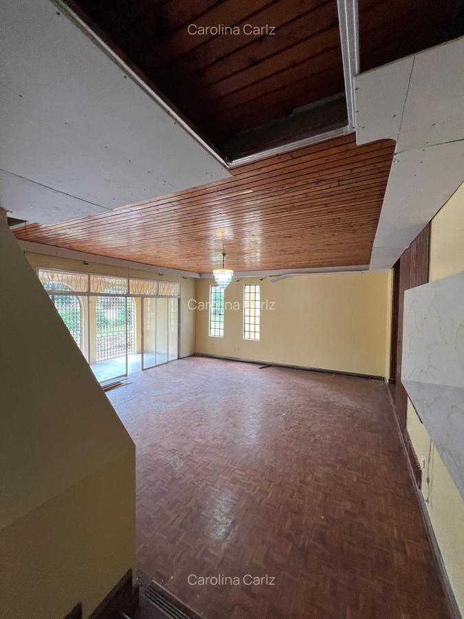 5 Bed House with En Suite in Loresho - 4