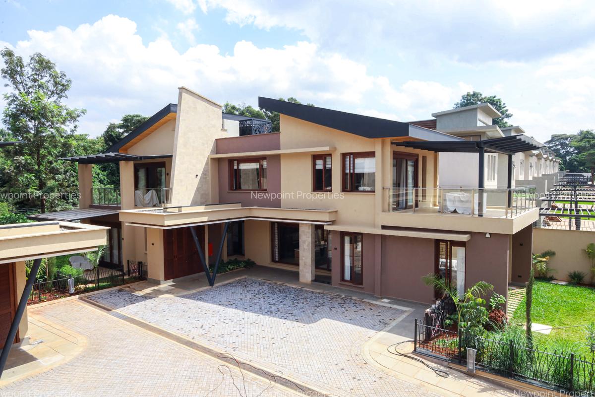4 Bed House with En Suite in Runda - 10