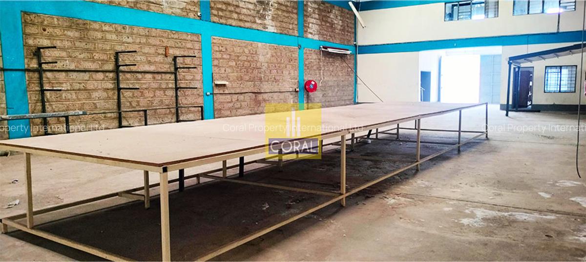 Warehouse in Industrial Area - 4