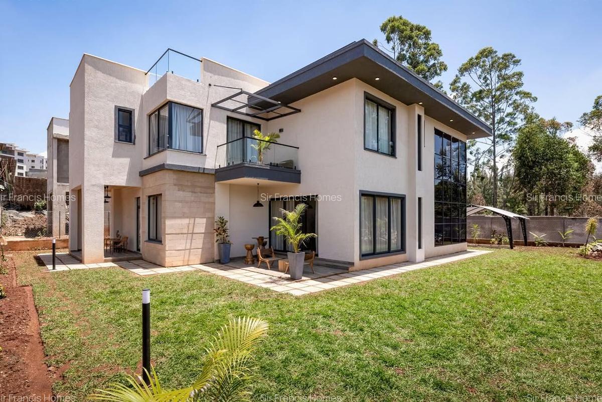 4 Bed Villa with En Suite at Loresho - 1