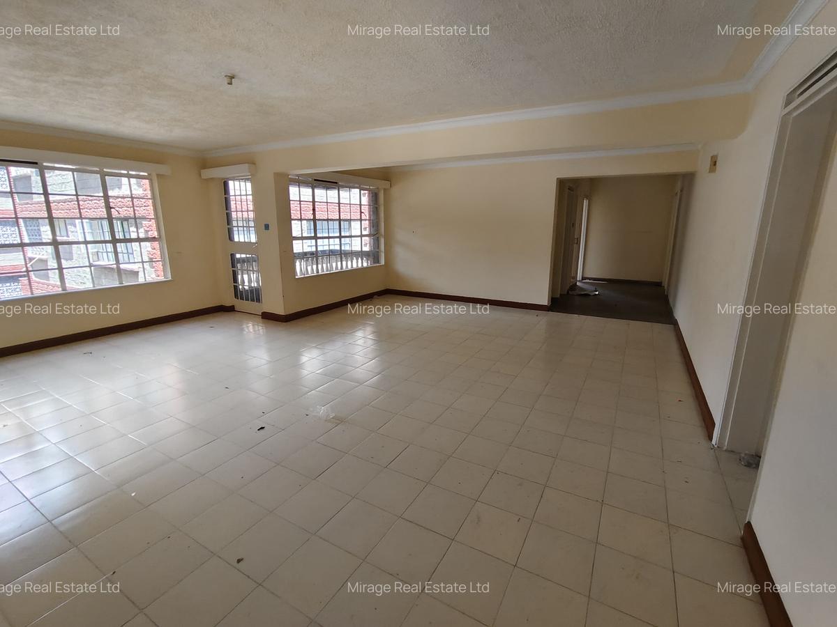 3 Bed Apartment with Parking in Kileleshwa - 18