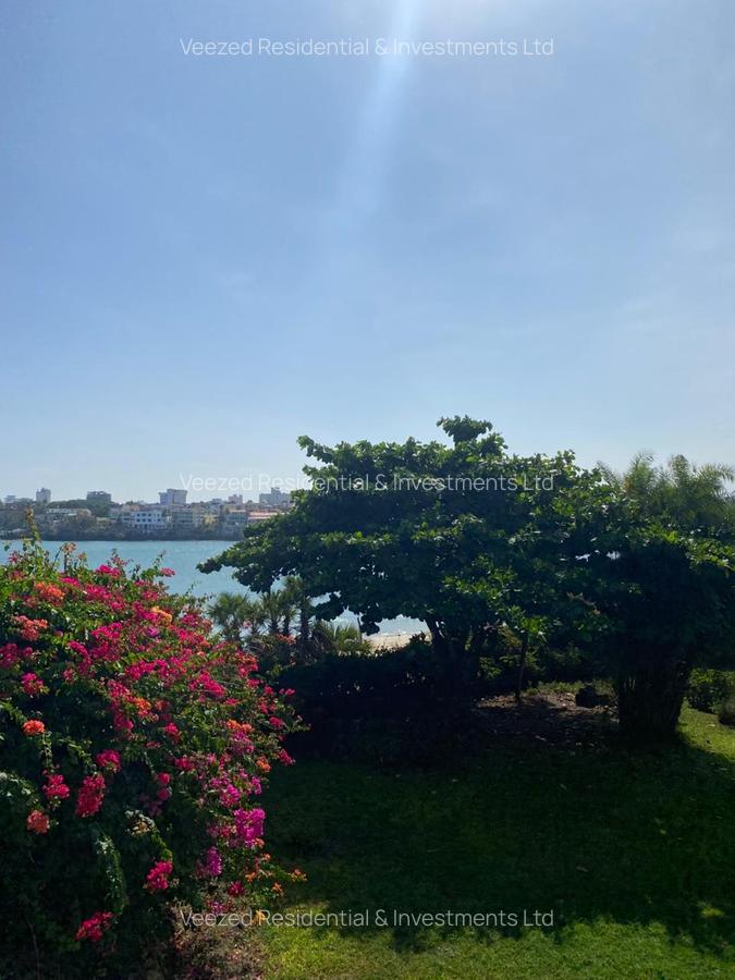Furnished 3 Bed Apartment with En Suite in Nyali Area - 1