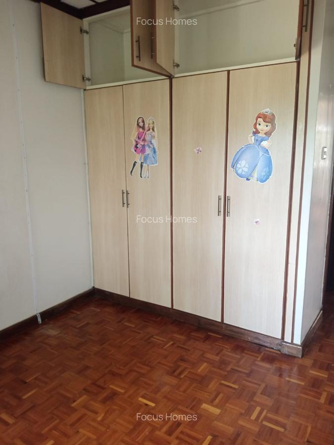 4 Bed Townhouse with En Suite in Lavington - 6
