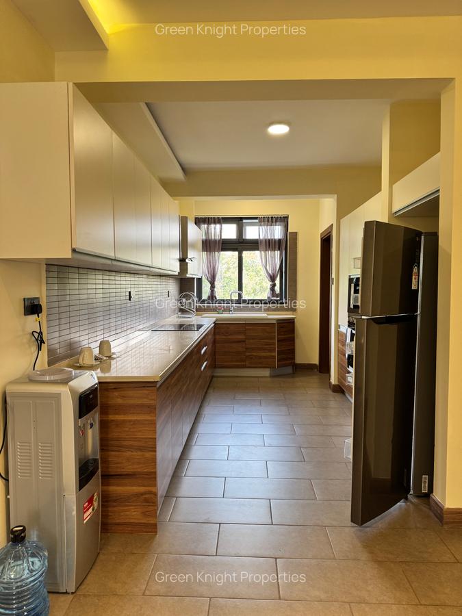 Serviced 2 Bed Apartment with En Suite in Spring Valley - 9