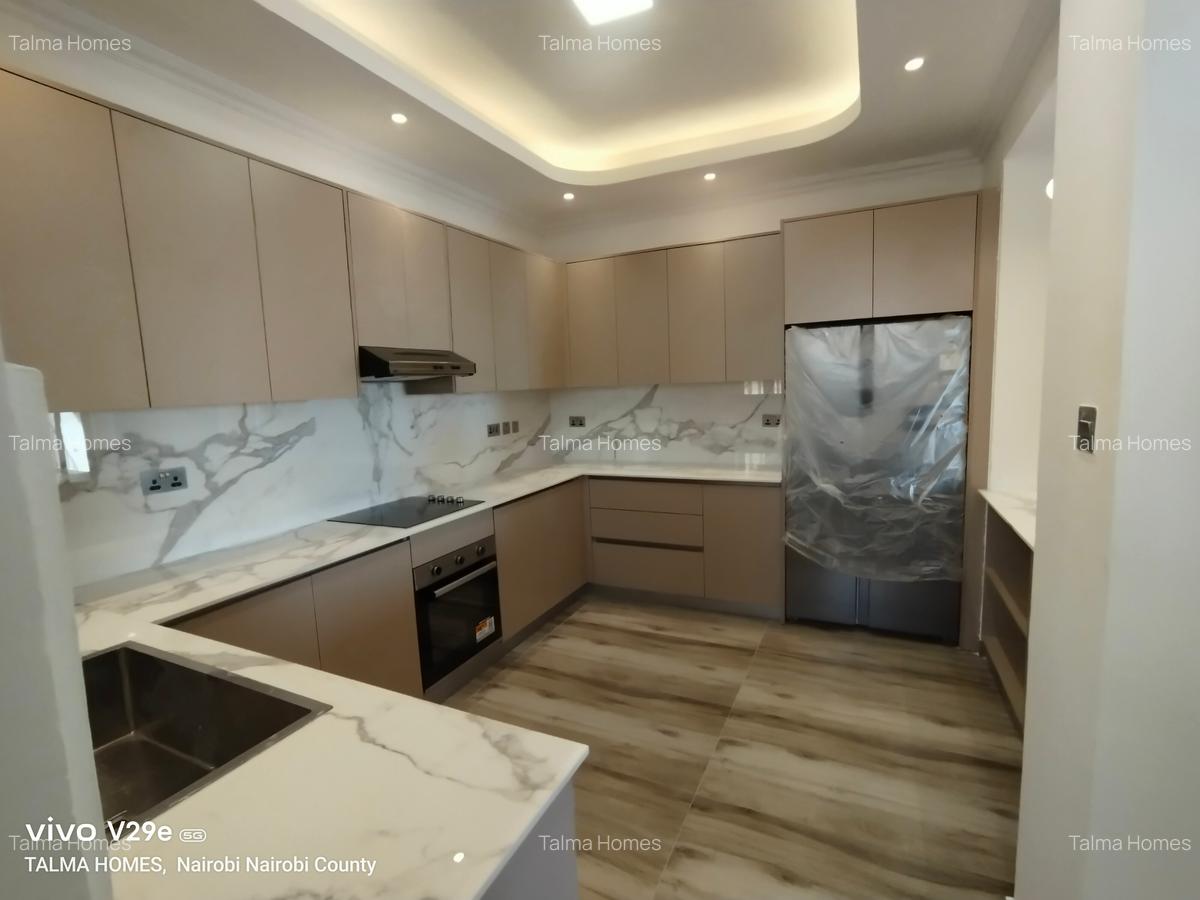 2 Bed Apartment with En Suite at Off Rhapta Road - 11