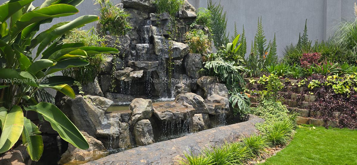 6 Bed House with En Suite at Runda Road - 5