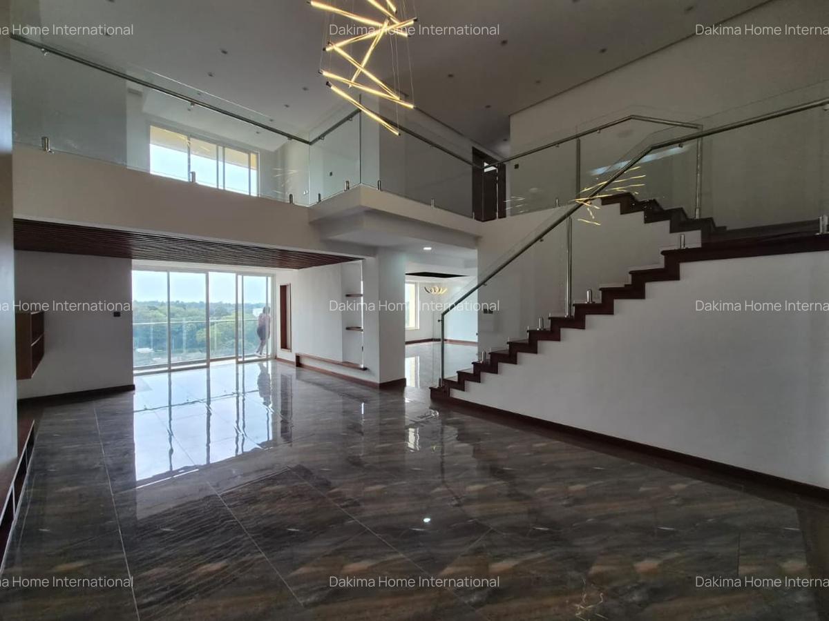 5 Bed Apartment with En Suite in General Mathenge - 18