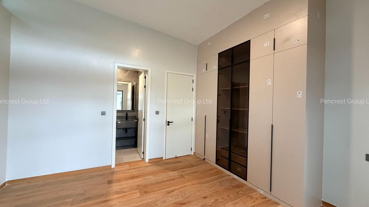 4 Bed Townhouse with En Suite in Runda - 14