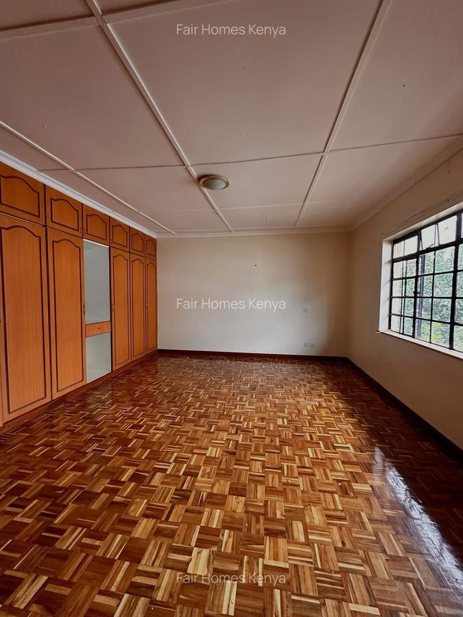 4 Bed Townhouse with En Suite at Amboseli Road - 16