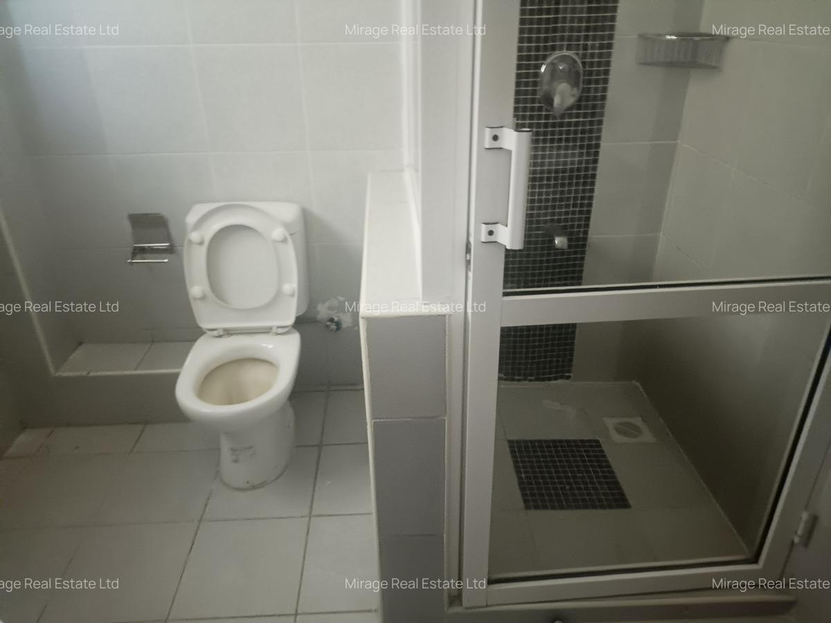 3 Bed Apartment with En Suite in Kilimani - 3