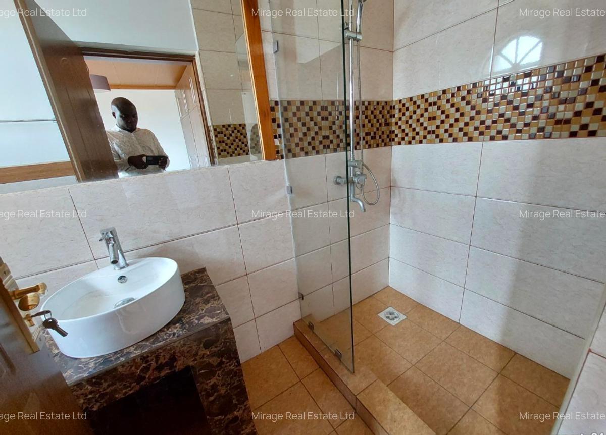 4 Bed Apartment with En Suite in Kileleshwa - 11
