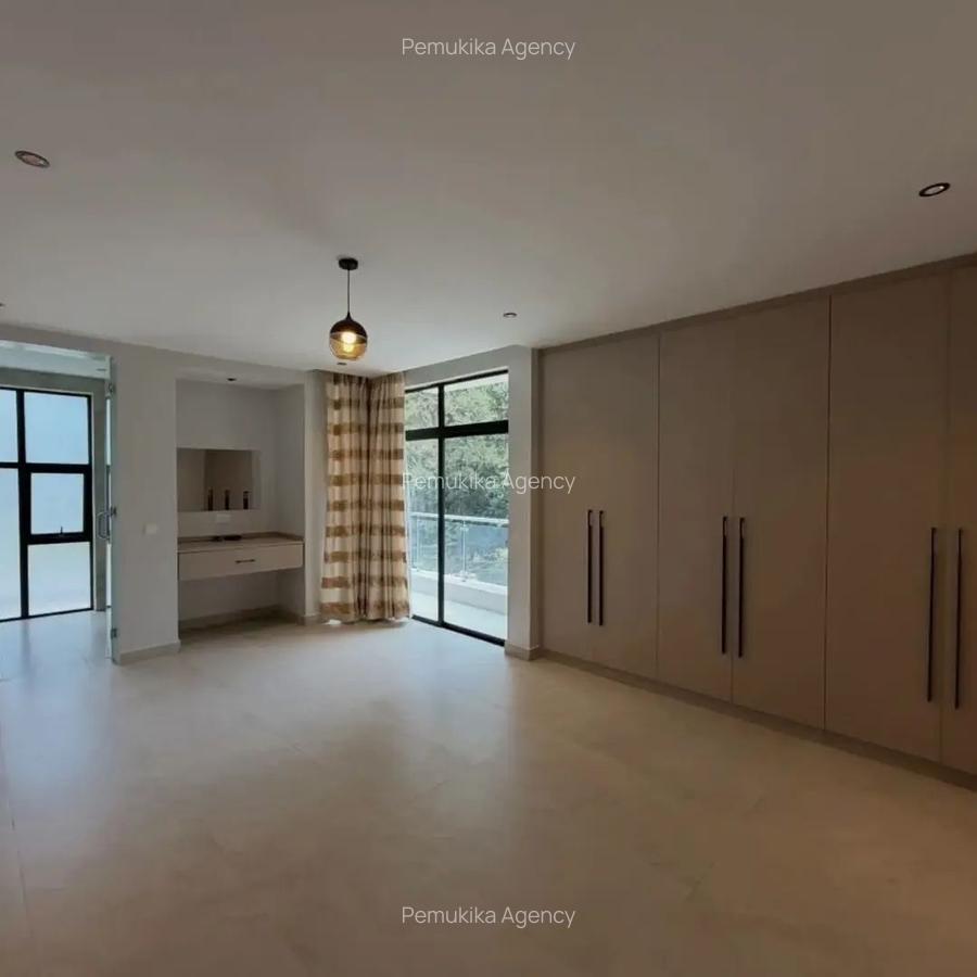 5 Bed Villa with En Suite at Karen - 16