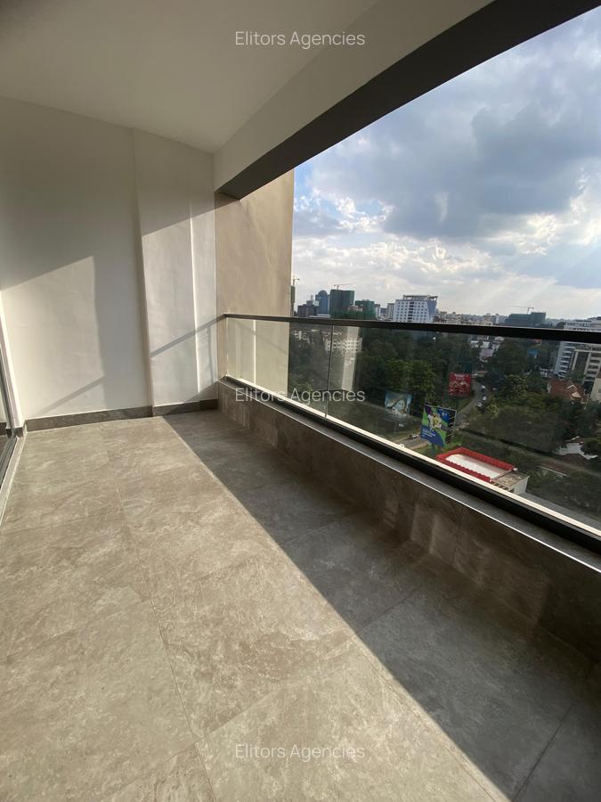 2 Bed Apartment with En Suite at Near Westgate Mall - 2