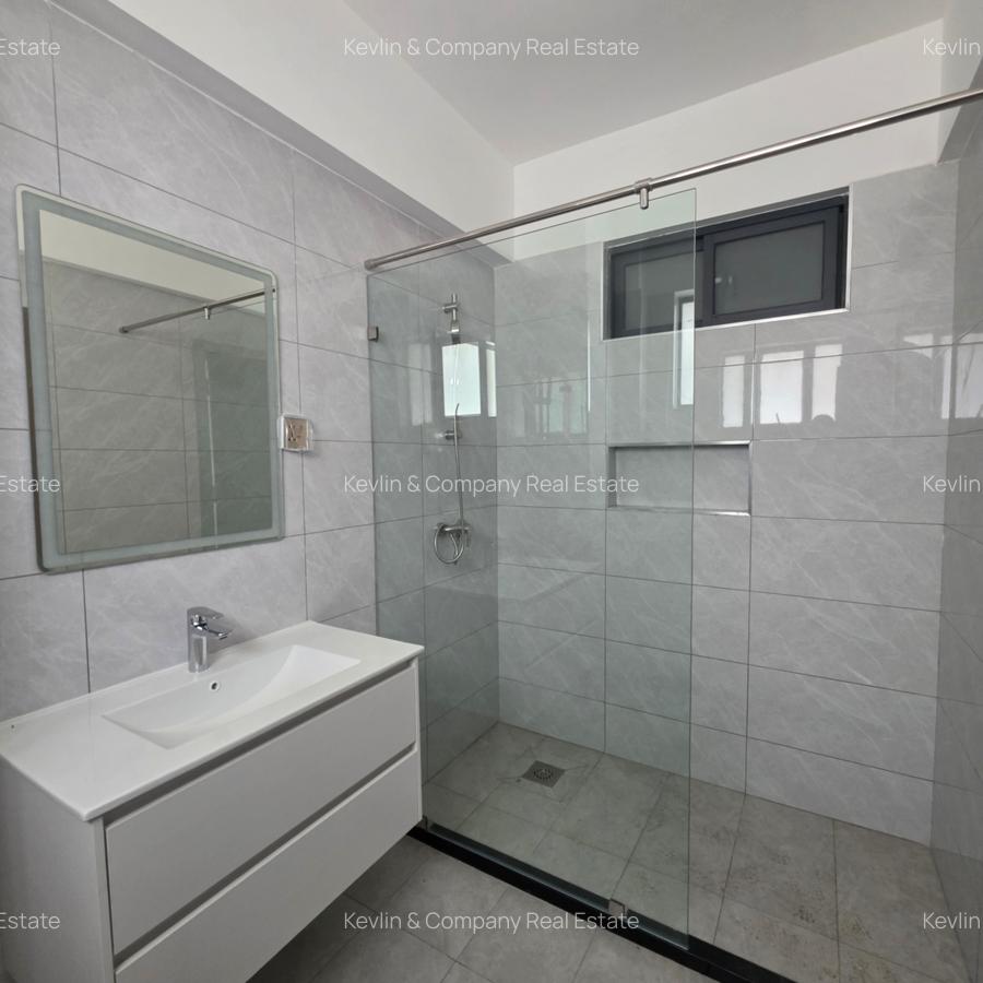 4 Bed Apartment with En Suite in Lavington - 9